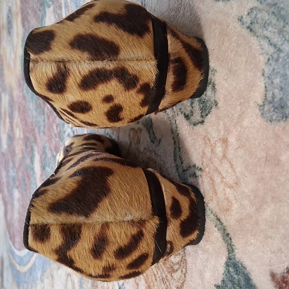 YSL Leopard Flats - Picture 4 of 10
